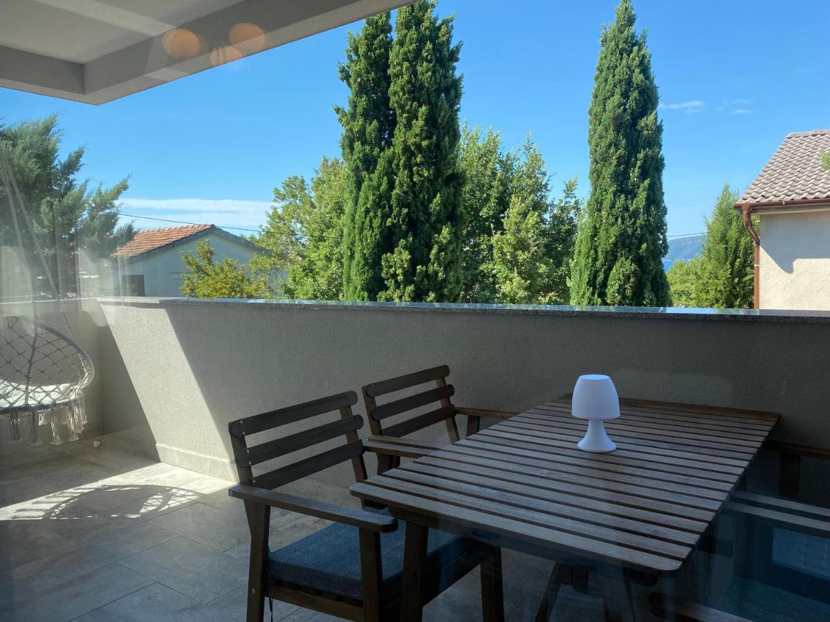M Plus Residence Pinezići Exterior foto